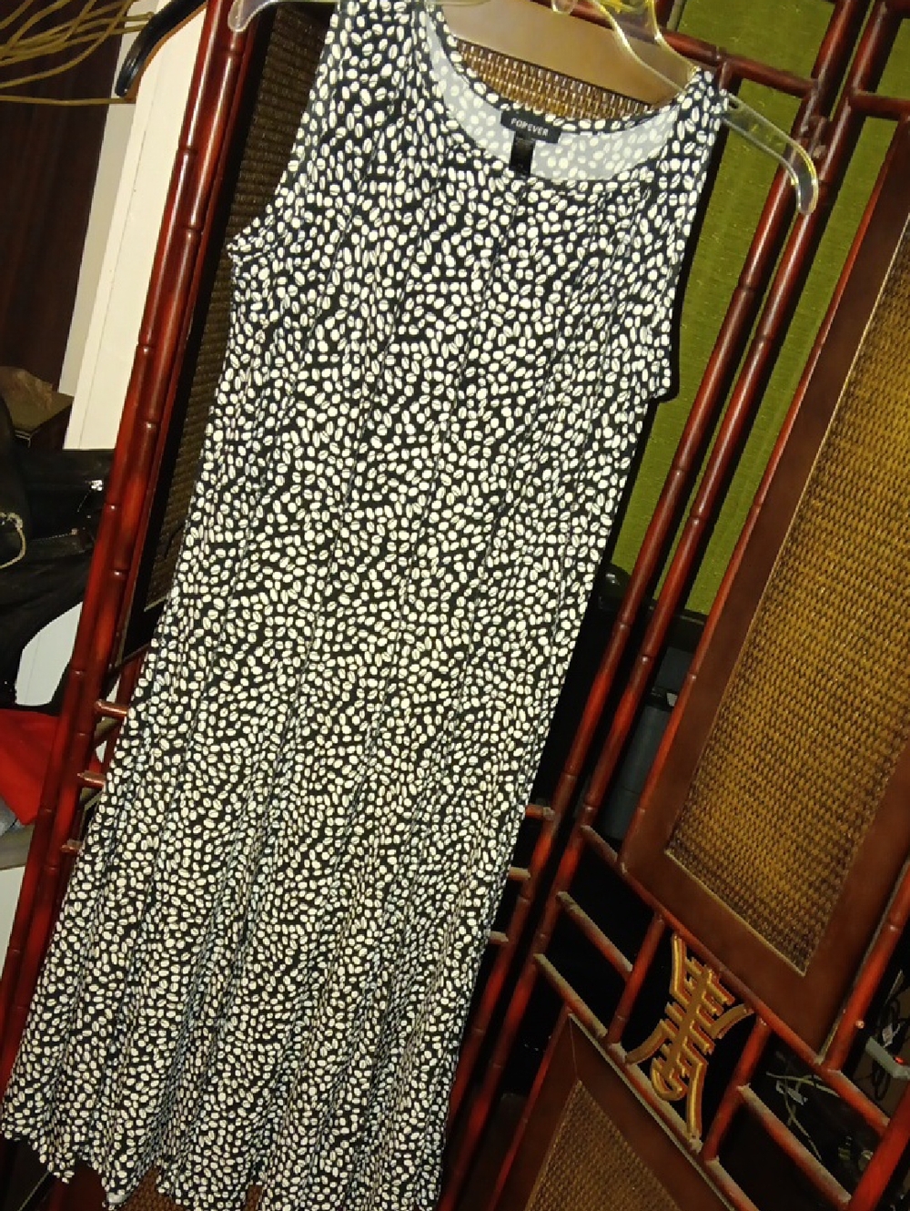 Forever Black and White Sleeveless Printed Maxi Dress